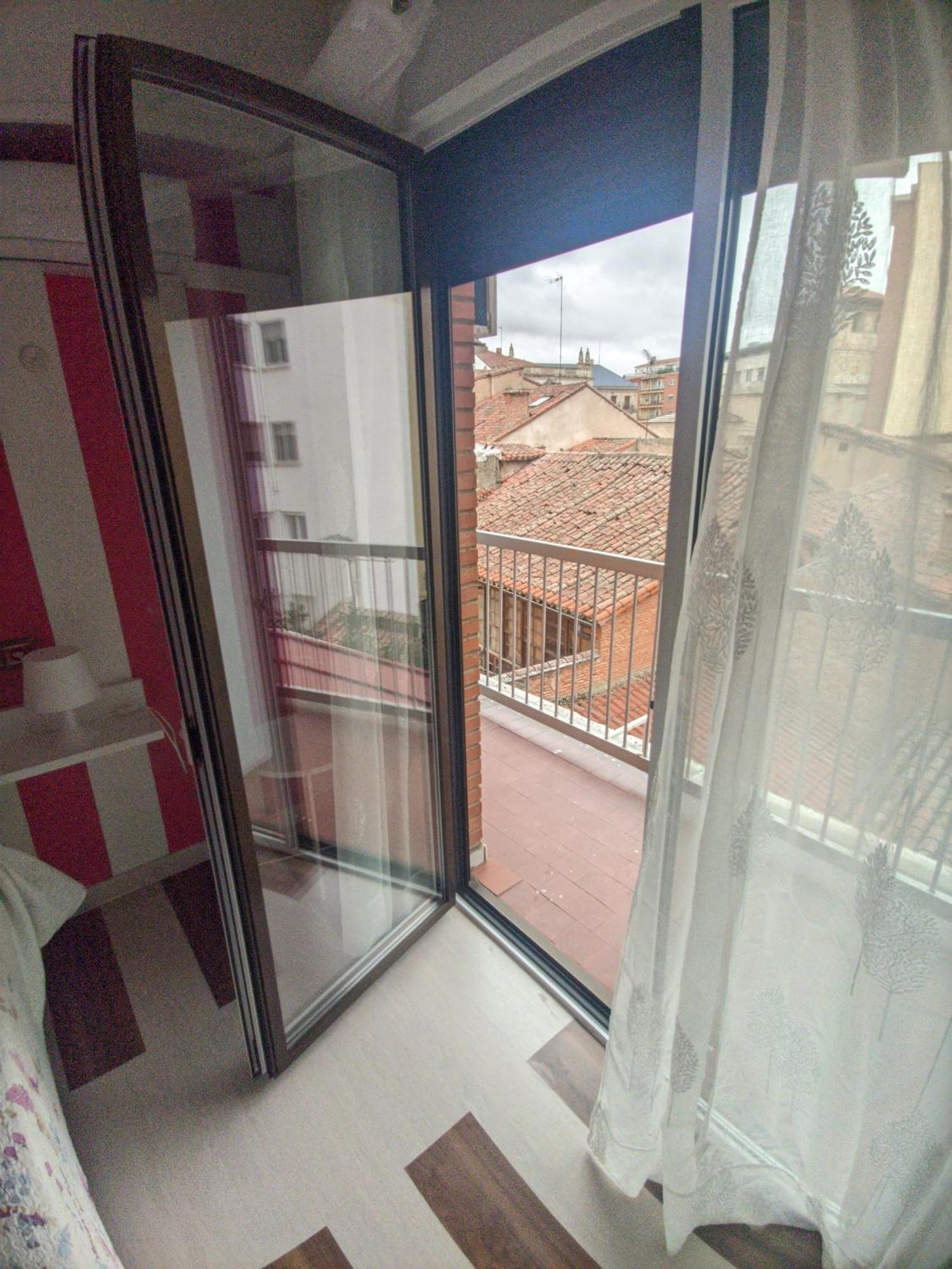 Hostal Sol Zamora Luaran gambar